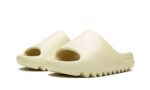 Adidas Yeezy Slide "Bone" Bege - FZ5897 - Imagem 2