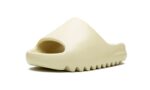 Adidas Yeezy Slide "Bone" Bege - FZ5897 - Imagem 3