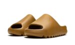 Adidas Yeezy Slide "Ochre" Marrom - GW1931 - Imagem 2