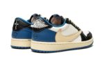 Tênis Air Jordan 1 Low x Travis Scott x Fragment - DM7866-140 - Imagem 3