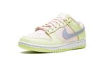 Tênis Nike Dunk Low Feminino "Lime Ice" Verde - DD1503-600 - Imagem 4