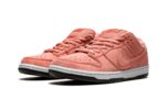 Tênis Nike Dunk Low SB "Pink Pig" Rosa - CV1655-600 - Imagem 2