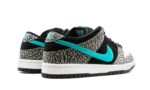 Tênis Nike Dunk Low SB "Elephant" - BQ6817-009 - Imagem 3