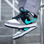 Tênis Nike Dunk Low SB "Elephant" - BQ6817-009 - Imagem 7