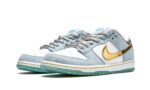 Tênis Nike Dunk Low SB "Sean Cliver" Azul - DC9936-100 - Imagem 2