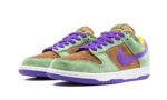 Tênis Nike Dunk Low "Veneer" Verde / Roxo - DA1469-200 - Imagem 2